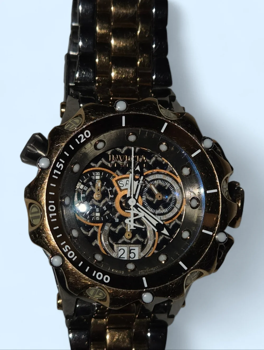 Invicta Reserve Venom Shutter Model 36585 Swiss Ronda 5050.C Quartz Chronograph - Picture 3 of 9